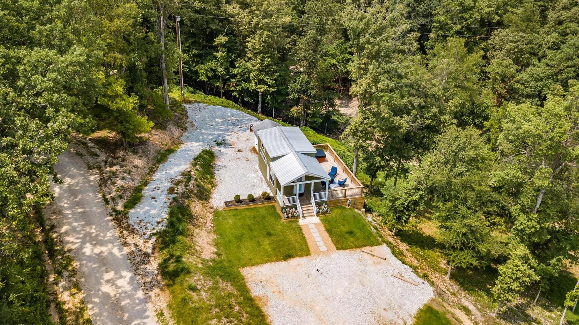 Lil In The Woods Holiday home Siloam Springs